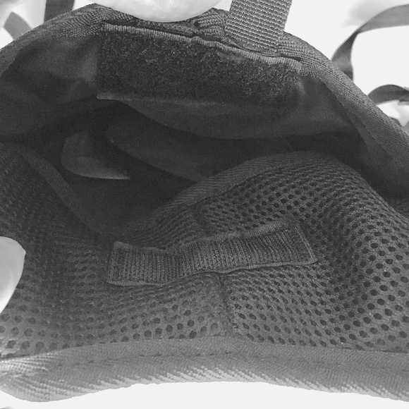 OUTBOUND Hydration Backpack Black w Bladder 1.5 L - Picture 6 of 7